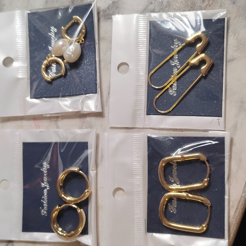Gold earrings